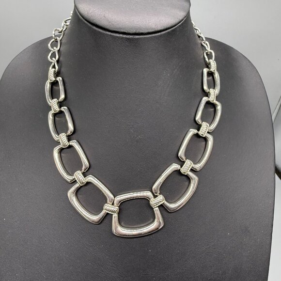 Avenue Silver-Tone Square Link Necklace 19-22" Adjustable Chain - Picture 4 of 5